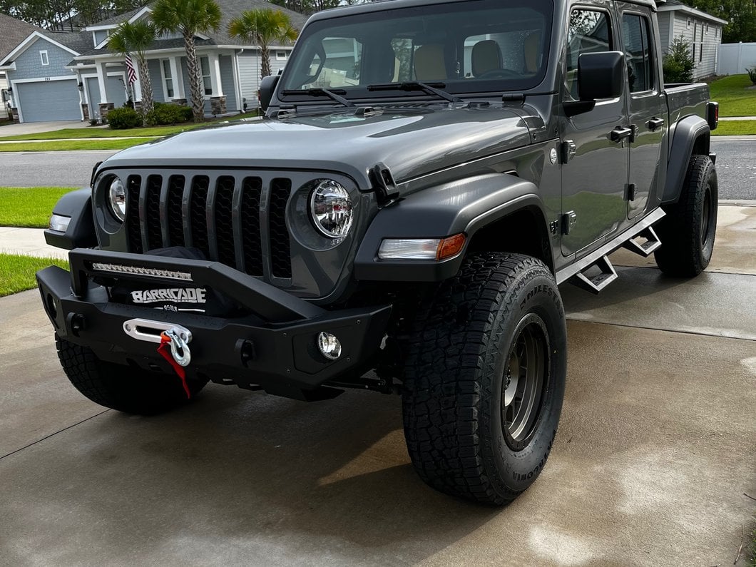 Barricade 9,500 lb. Winch with Synthetic Rope (Universal; Some Adaptation May Be Required)