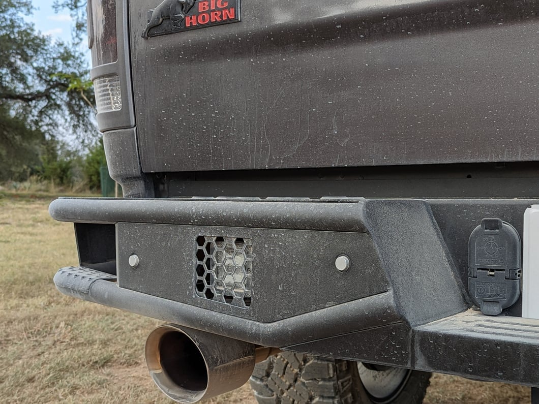 Barricade Tubular HD Rear Bumper with LED Fog Lights (09-18 RAM 1500)