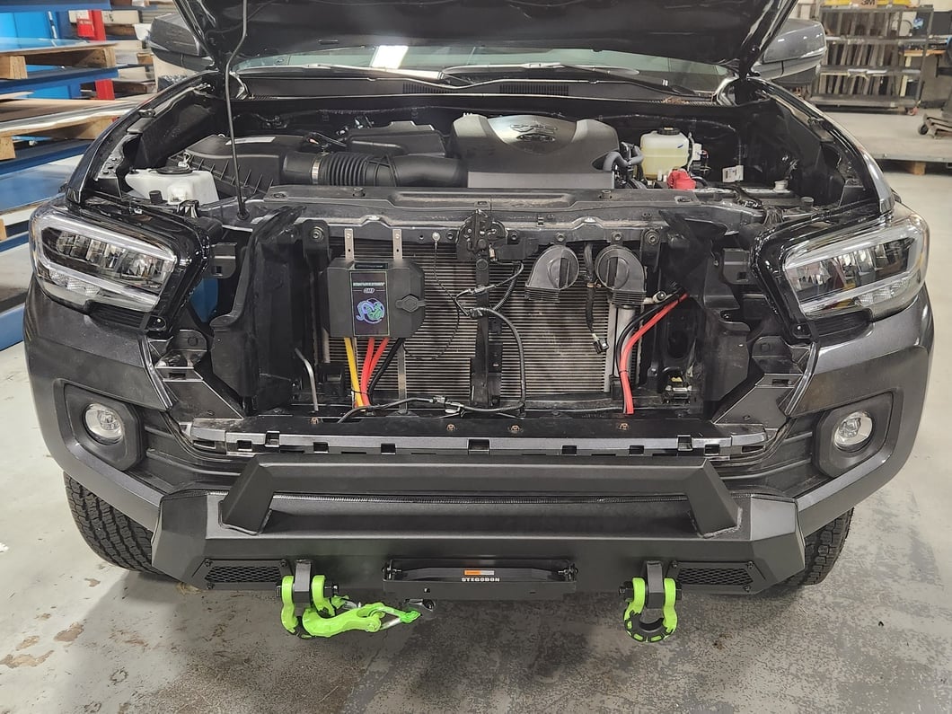 Barricade HD Stubby Front Bumper with Winch Mount and 20-Inch Single Row LED Light Bar (16-23 Tacoma)
