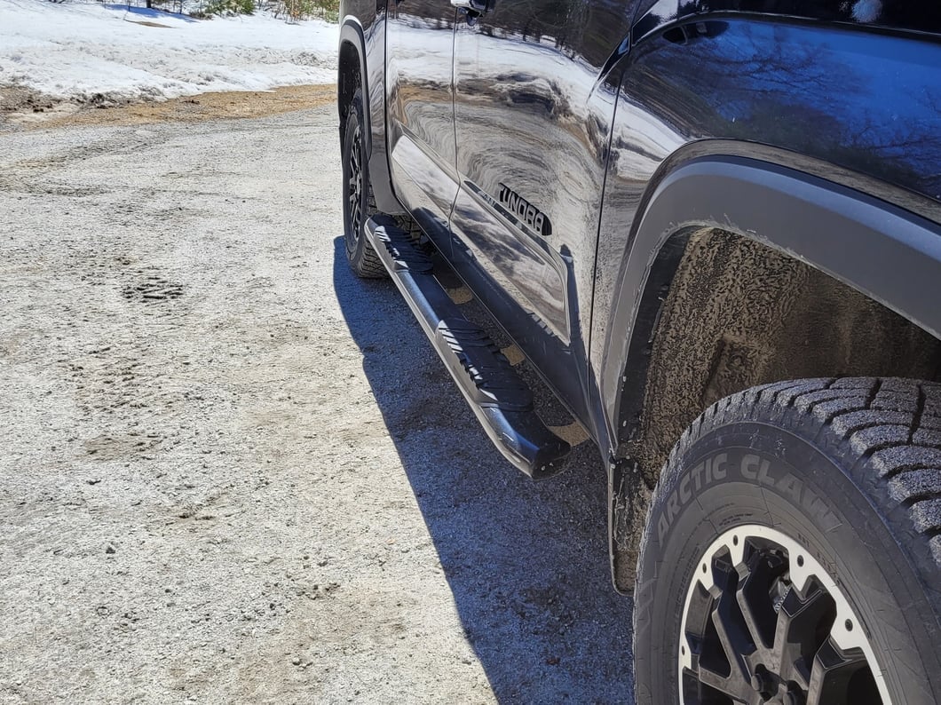 Barricade 5-Inch Oval Bent End Side Step Bars; Black (22-25 Tundra CrewMax)