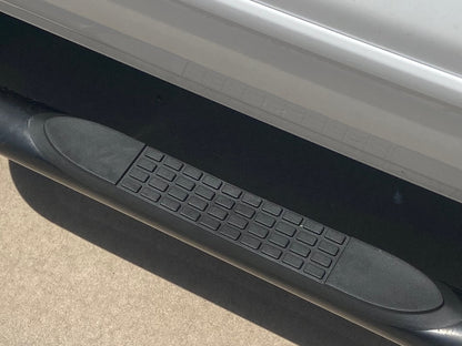 Barricade Replacement Step Pad for Barricade 3-Inch Tubular Side Step Bars Only; 21.30-Inch x 3.10-Inch