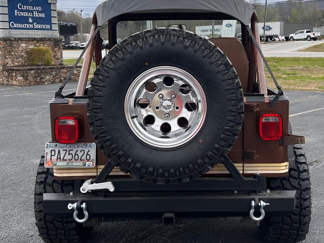 Barricade Classic Rear Bumper with Tire Carrier (87-06 Jeep Wrangler YJ & TJ)