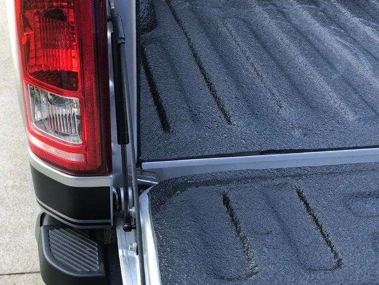 Barricade Tailgate Assist (15-25 F-150)