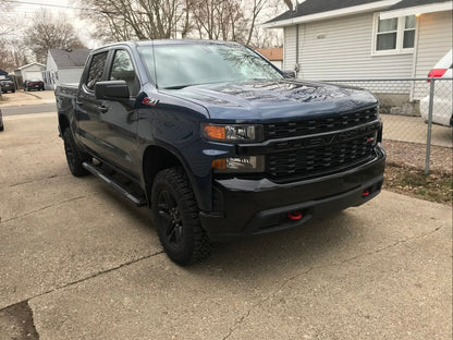 Barricade Saber 5-Inch Aluminum Side Step Bars; Black Cover Plates (19-25 Silverado 1500 Crew Cab)