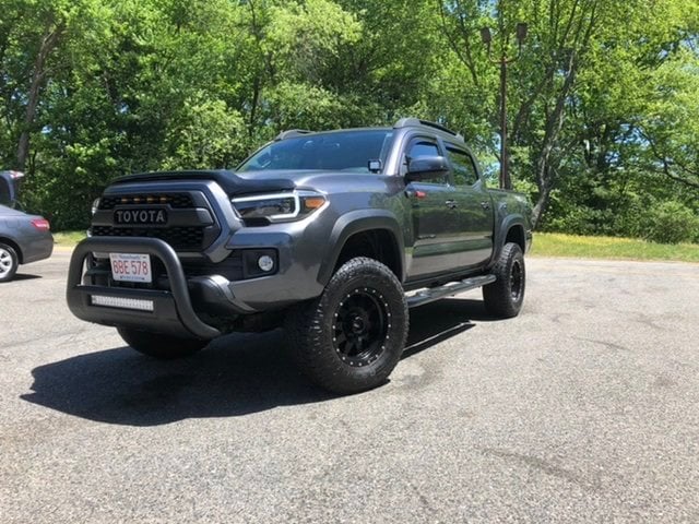 Barricade 3.50-Inch Bull Bar with Skid Plate and 20-Inch Dual Row LED Light Bar; Black (16-23 Tacoma)
