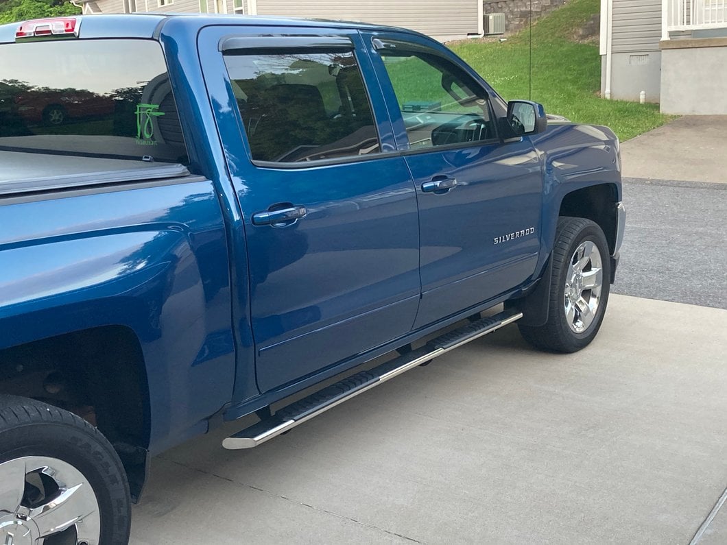 Barricade 4-Inch Flat Oval Running Boards; Stainless Steel (14-18 Silverado 1500 Crew Cab)