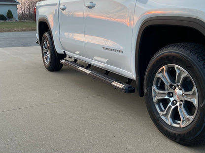 Barricade Saber 5-Inch Aluminum Side Step Bars; Stainless Cover Plates (19-25 Sierra 1500 Crew Cab)