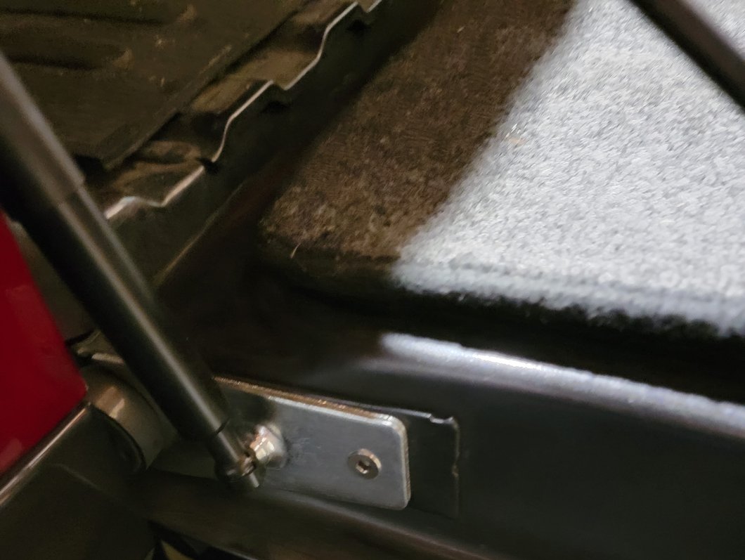 Barricade Tailgate Assist (07-18 Sierra 1500)